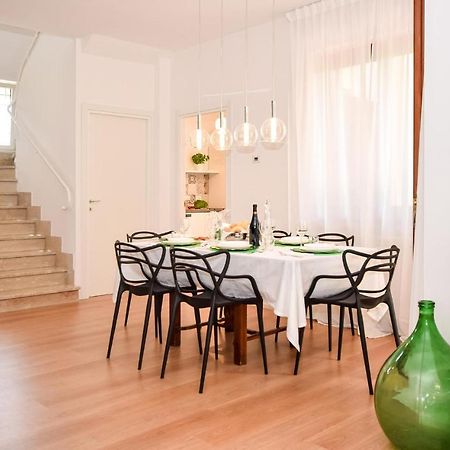 Cozy Home In Anguillara Sabazia With Kitchenette Exteriör bild