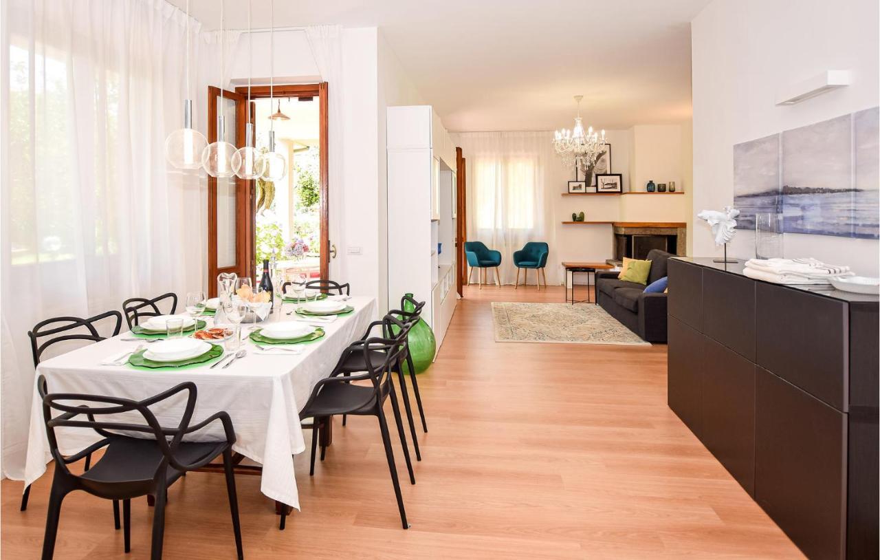 Cozy Home In Anguillara Sabazia With Kitchenette Exteriör bild